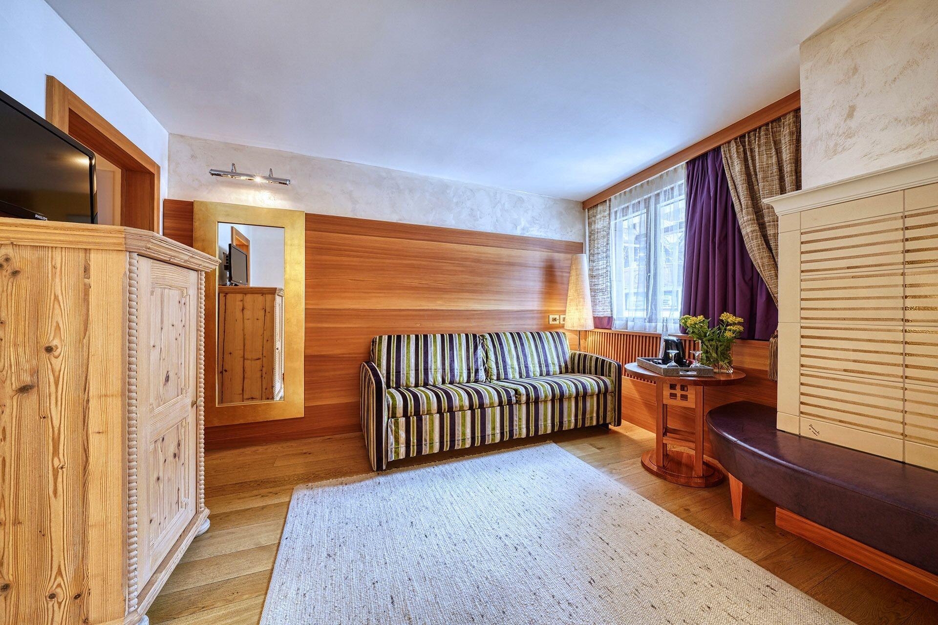 Majestic Hotel Мадонна-ди-Кампильо Экстерьер фото