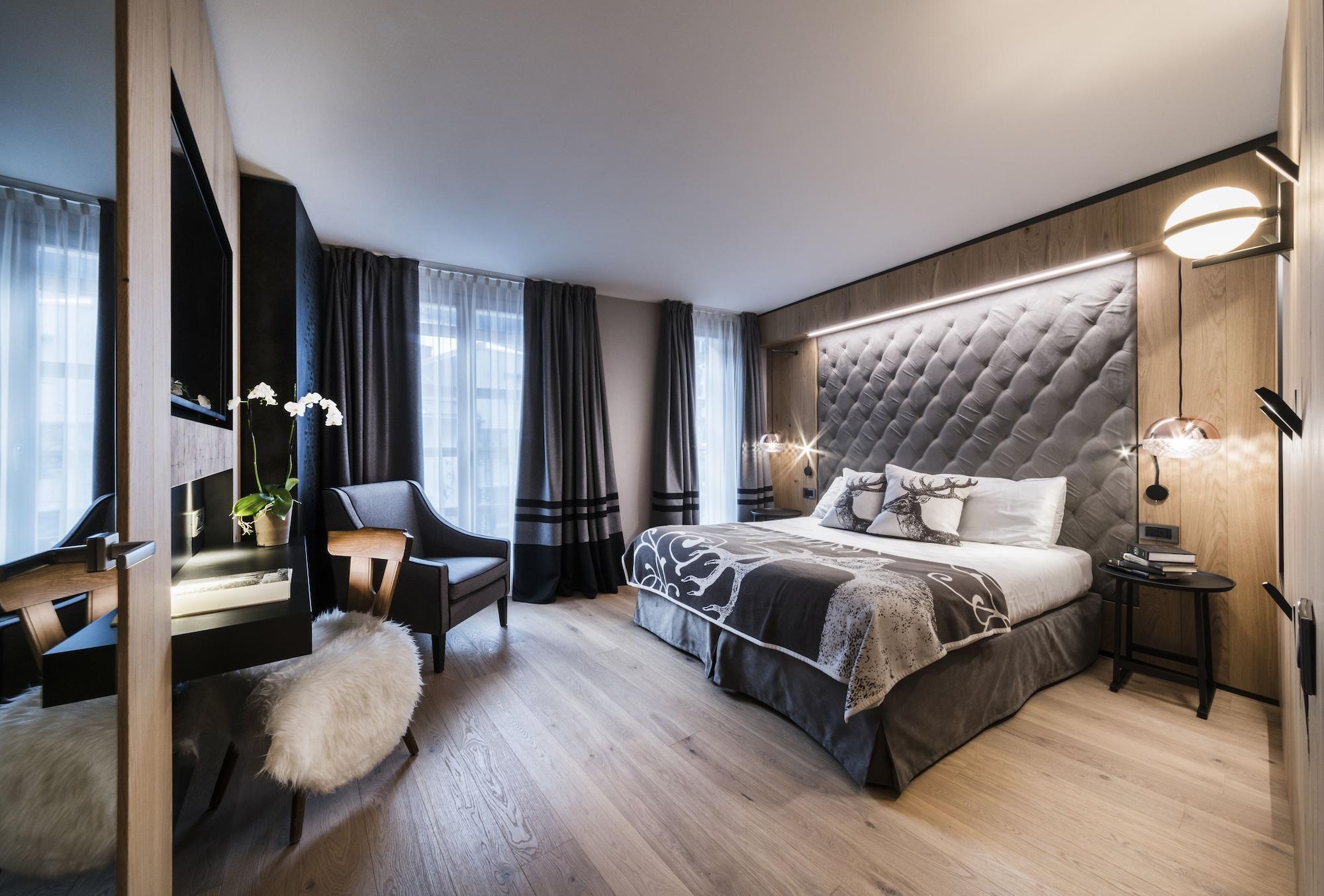 Majestic Hotel Мадонна-ди-Кампильо Экстерьер фото