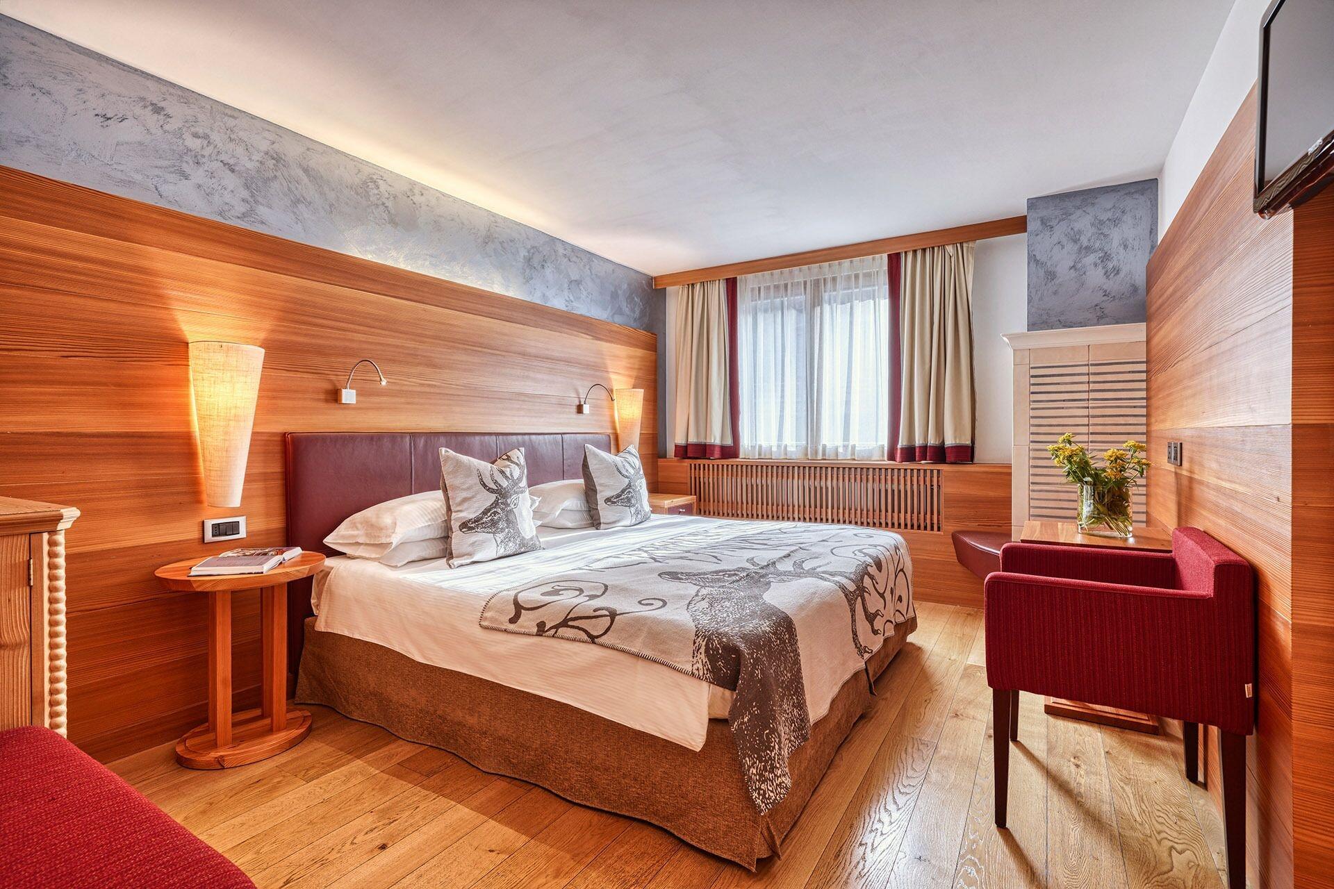 Majestic Hotel Мадонна-ди-Кампильо Экстерьер фото