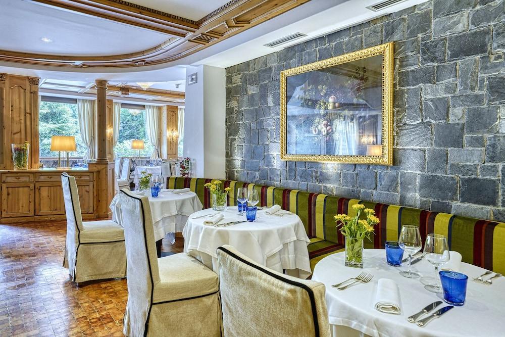 Majestic Hotel Мадонна-ди-Кампильо Экстерьер фото
